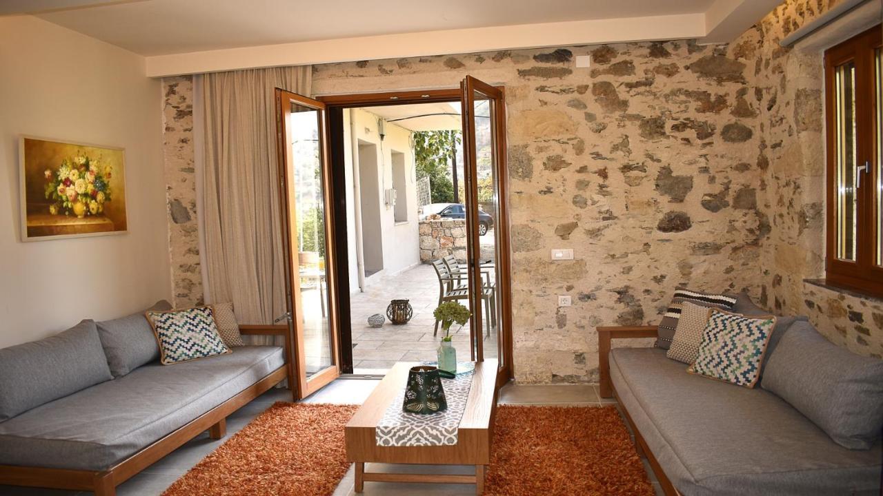 Platanus House Meskla Exterior foto